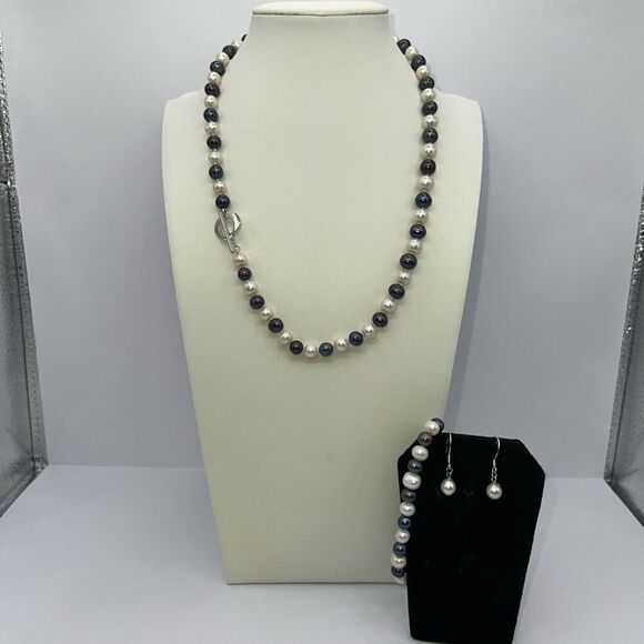 Pearl 3 PC Set Earrings Necklace Bracelet SilverTone Classic Heritage VTG 80’s - Picture 1 of 7